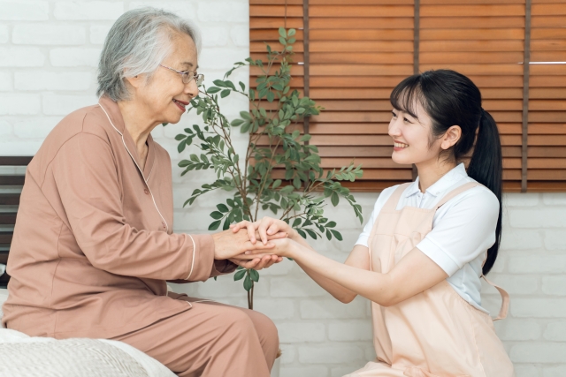 老人ホーム 退去時 不用品回収