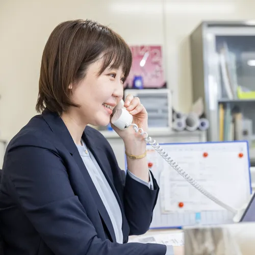 電話オペレーターが対応いたします。